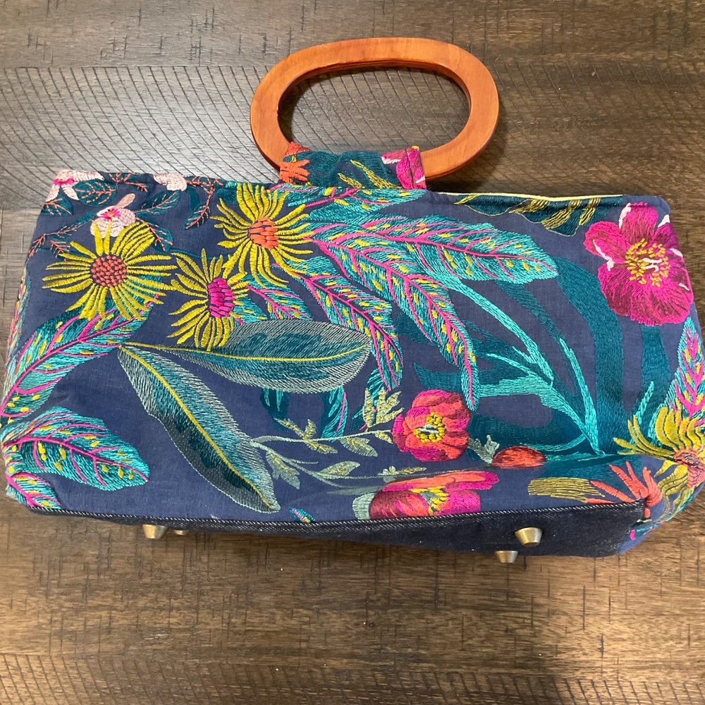 Atenti Handbag - Picture 5 of 6